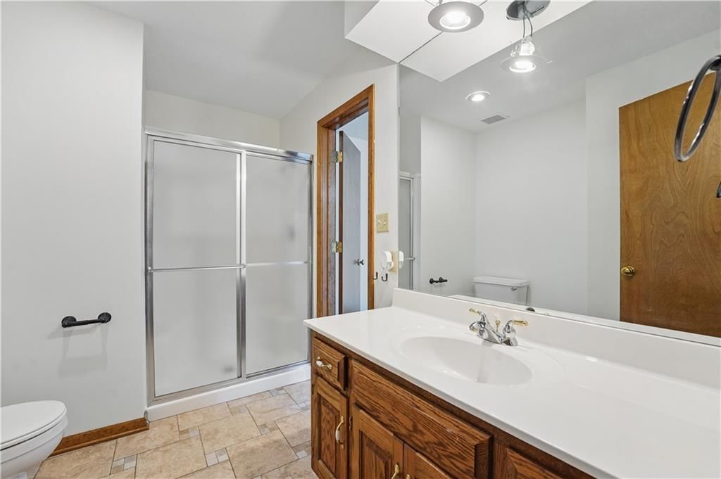 809 NE Jamestown Court — photo 23