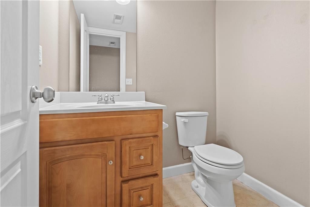 21007 Millridge Street — photo 13