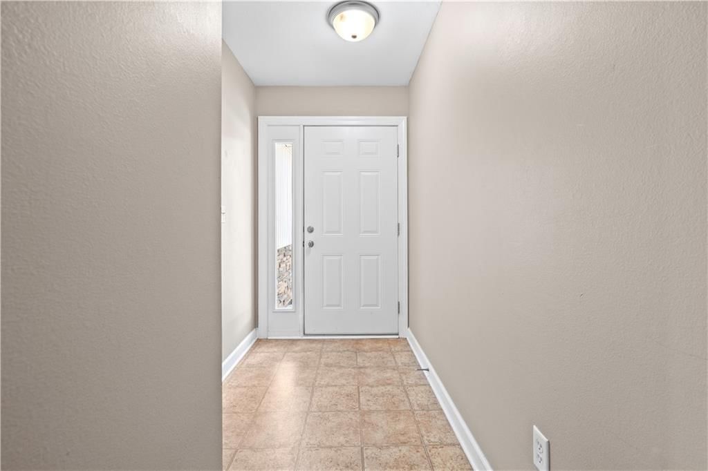 21007 Millridge Street — photo 3