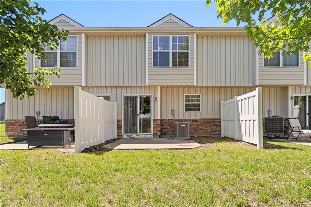 21007 Millridge Street — photo 30