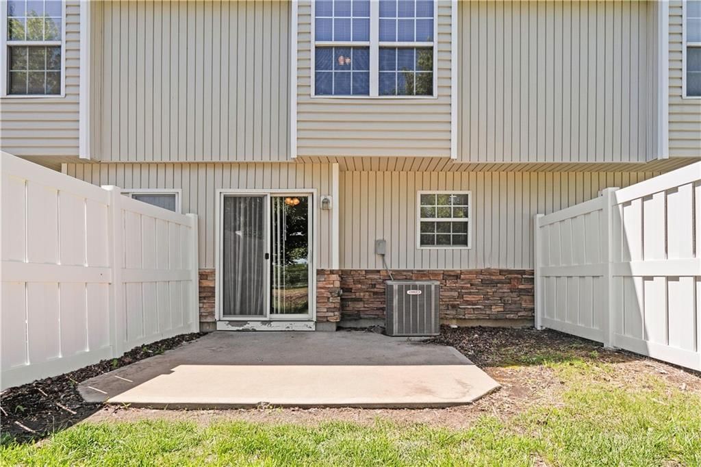 21007 Millridge Street — photo 31