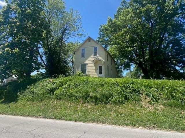 1209 S 6th Street — photo 3