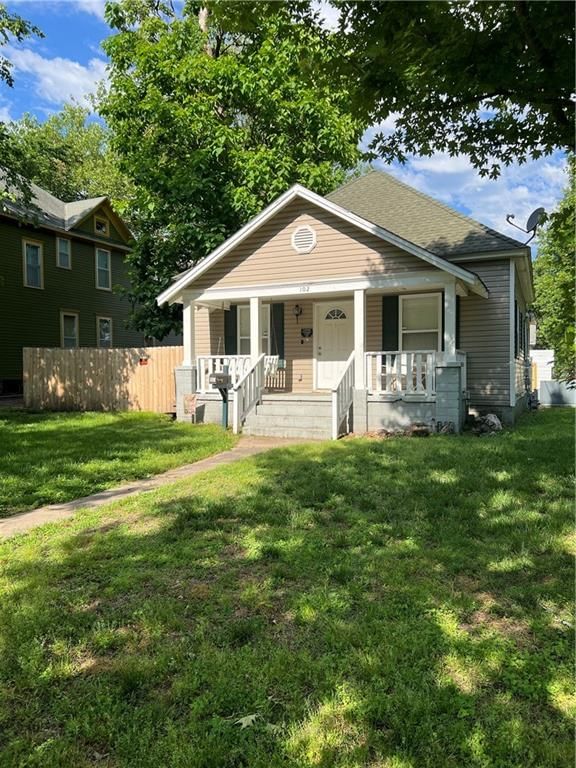 102 S Olive Street — photo 2