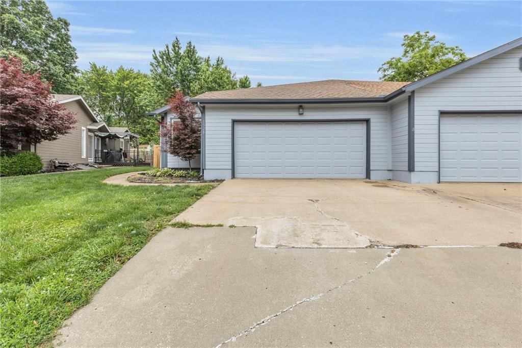 1528 E 123rd Street, Olathe, KS
