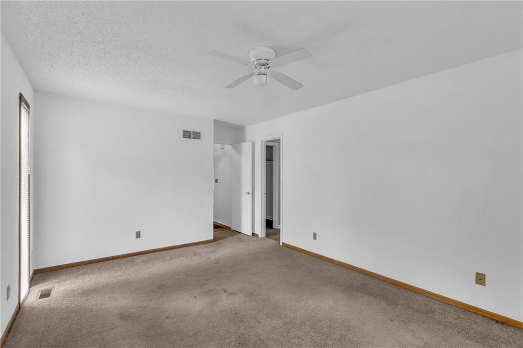 1528 E 123rd Street — photo 17