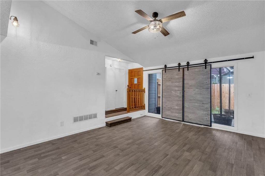 1528 E 123rd Street — photo 5