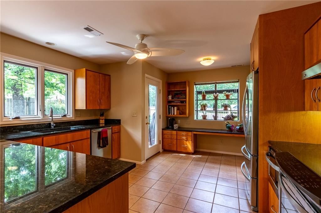 3515 Riverview Court — photo 27