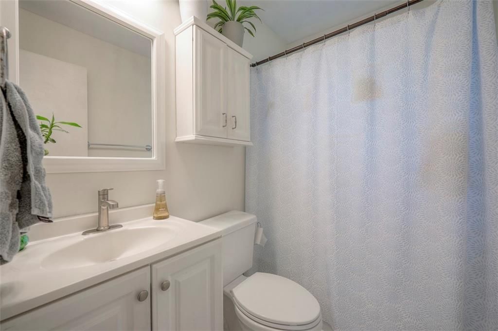 5815 W 70th Street — photo 13