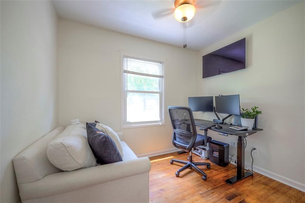 5815 W 70th Street — photo 16