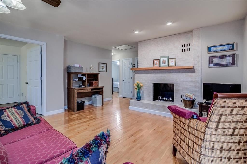 1501 Osage Street — photo 12