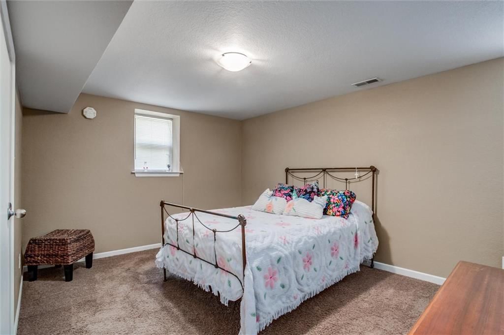 1501 Osage Street — photo 24