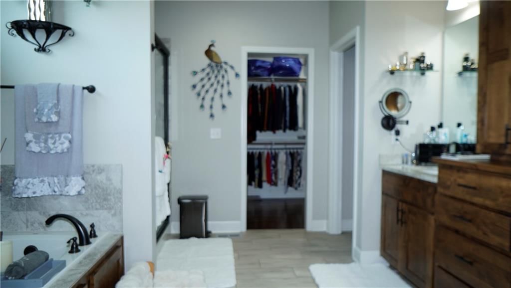 6418 N 141st Street — photo 17
