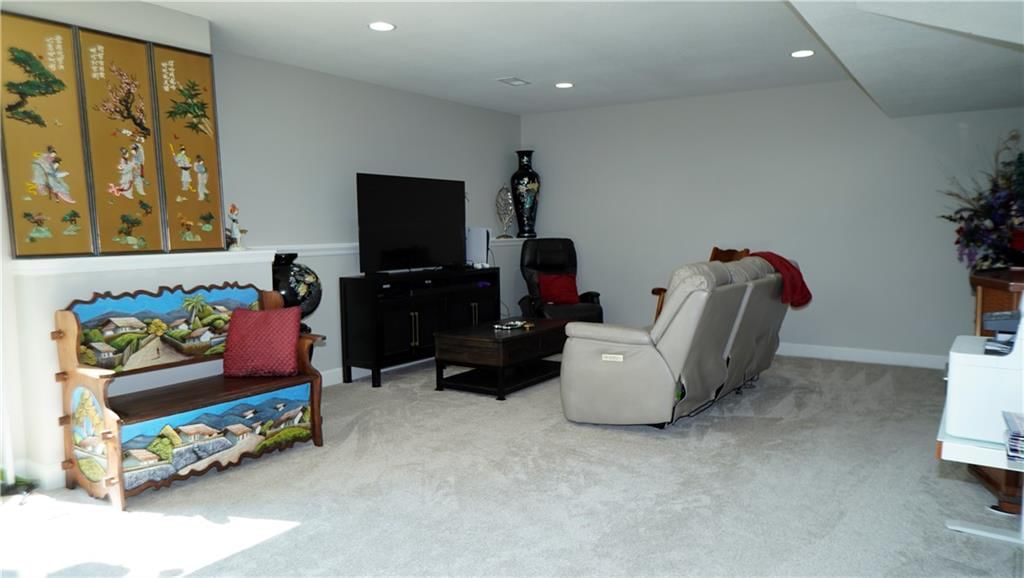 6418 N 141st Street — photo 26