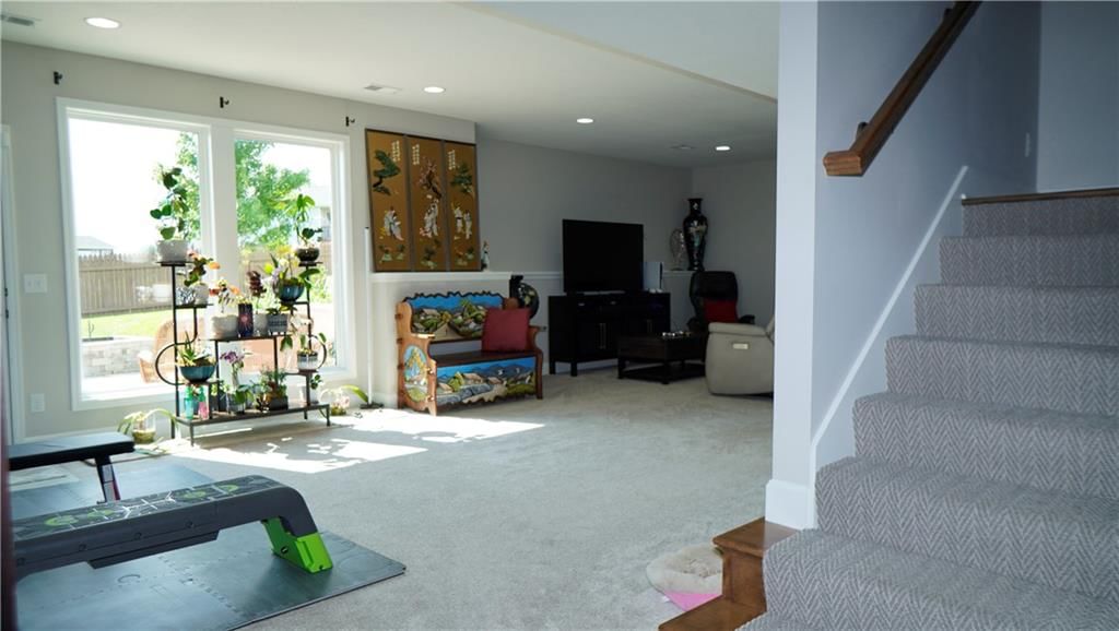 6418 N 141st Street — photo 27