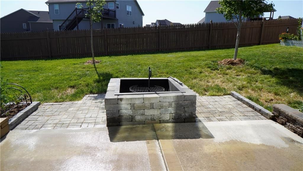6418 N 141st Street — photo 35