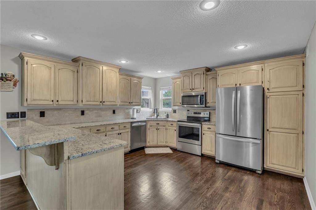 17553 W 158th Street — photo 8