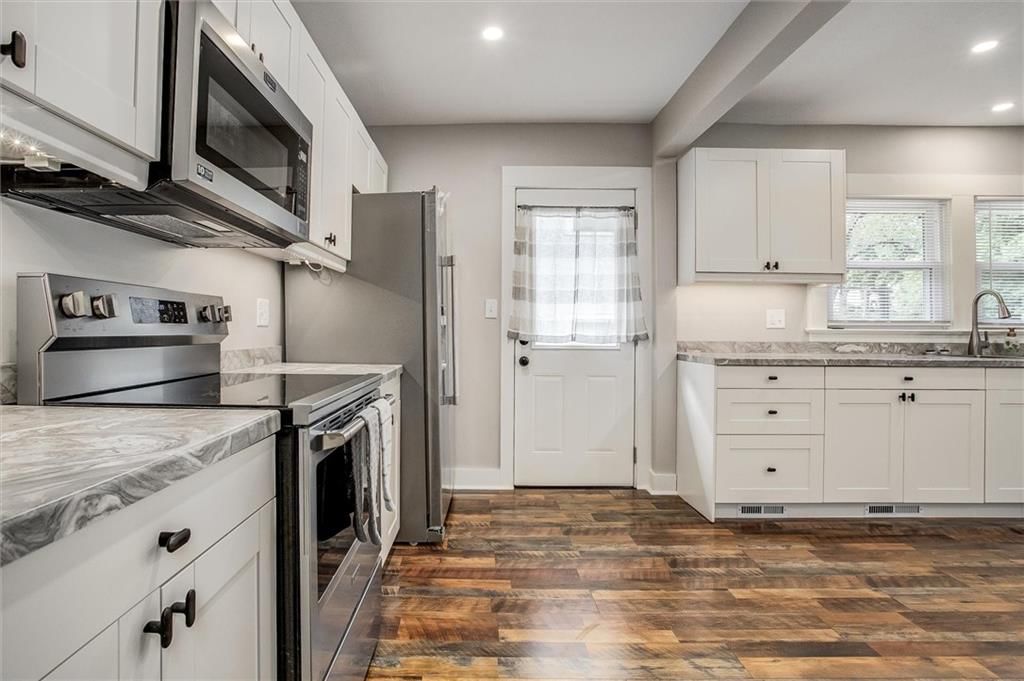 5135 tracy Avenue — photo 16