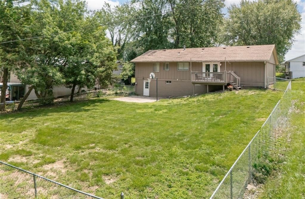 5323 University Avenue — photo 27