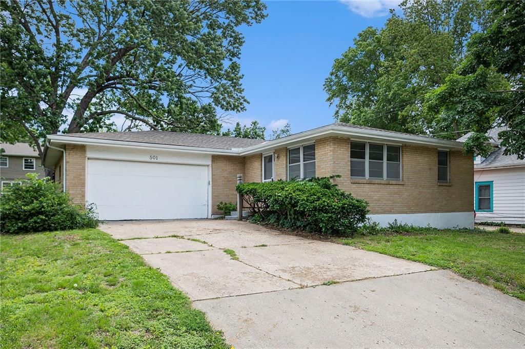 501 Maple Avenue — photo 2