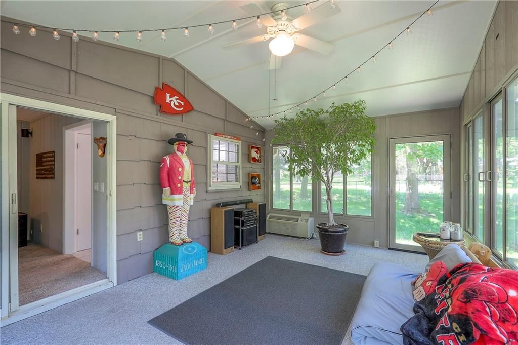 6902 NW BIRCH Court — photo 17