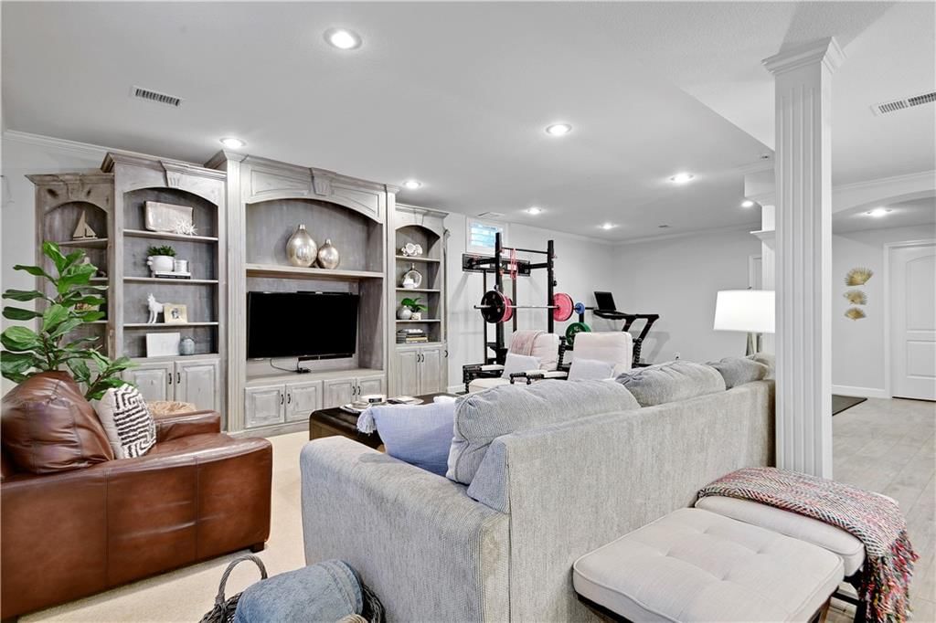 14732 Maple Street — photo 41