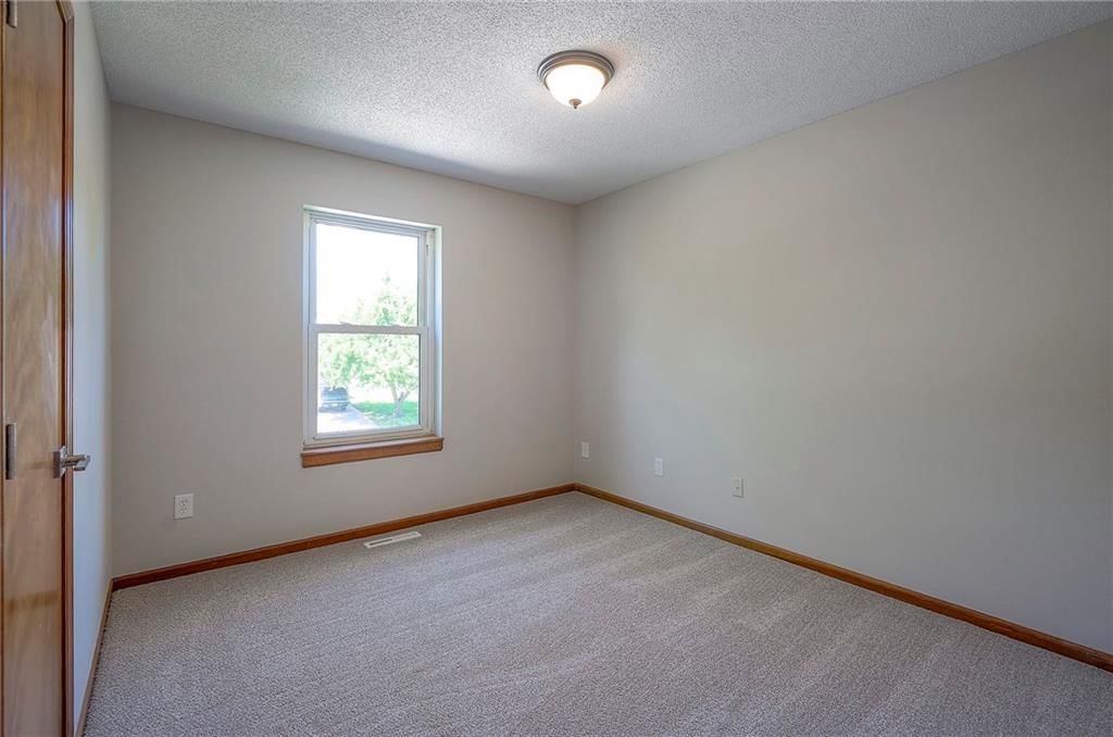 412 Station Drive — photo 24