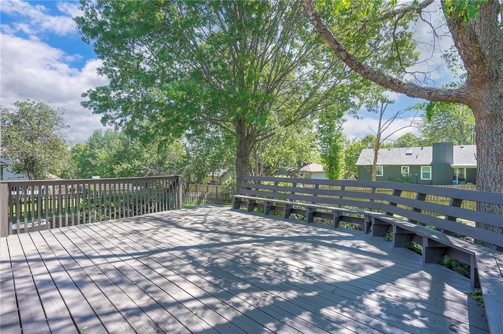 412 Station Drive — photo 31