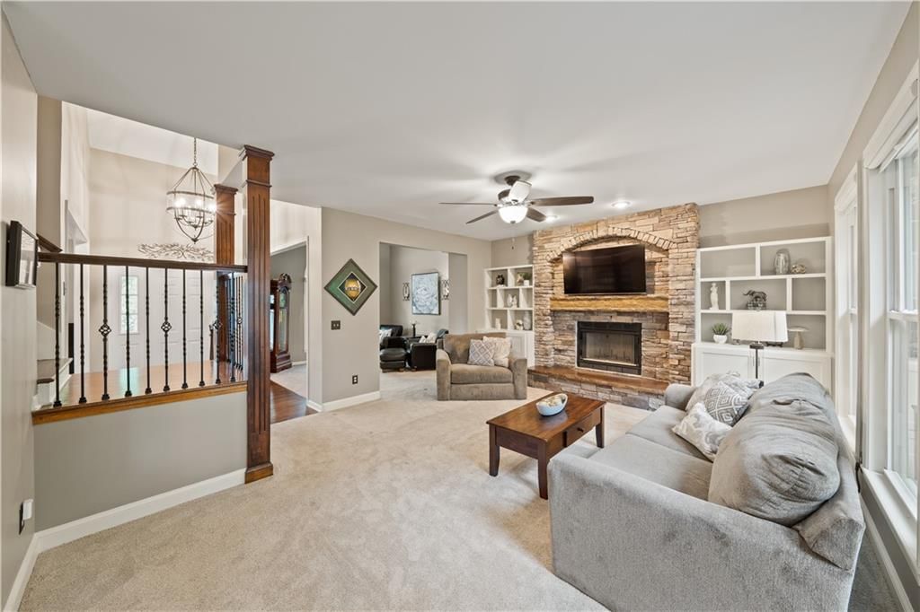 14450 W 146th Terrace — photo 3