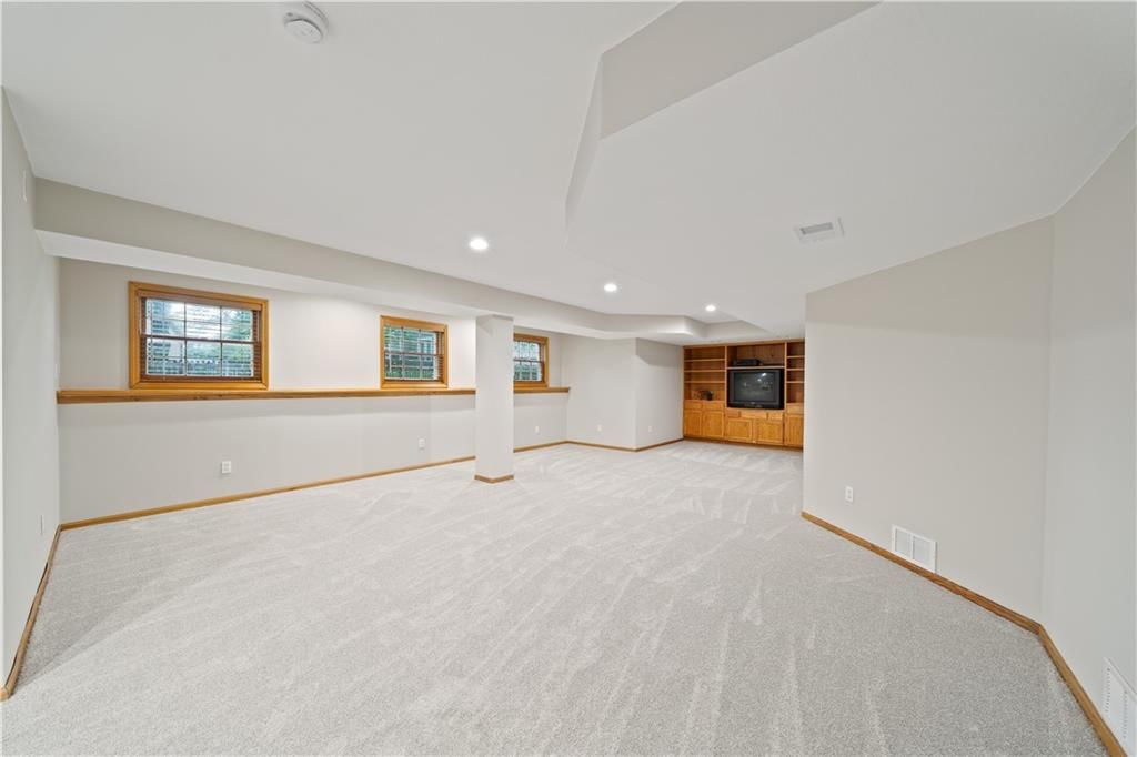 14450 W 146th Terrace — photo 23
