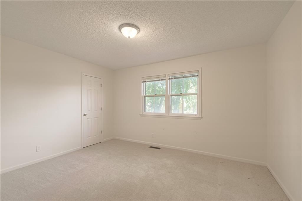 10419 W 50th Terrace — photo 13