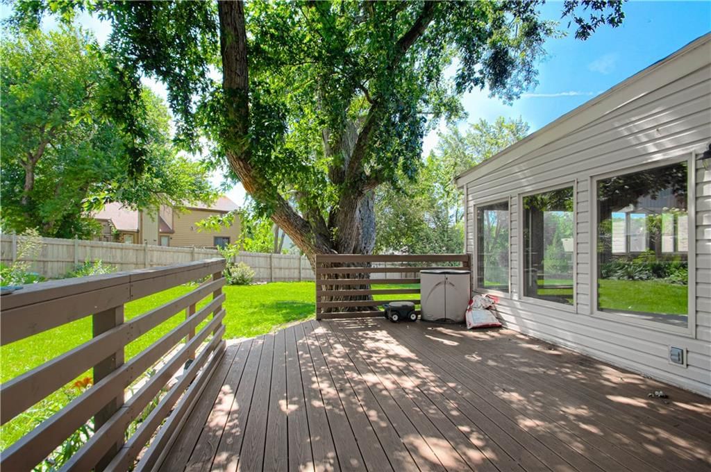 10419 W 50th Terrace — photo 18