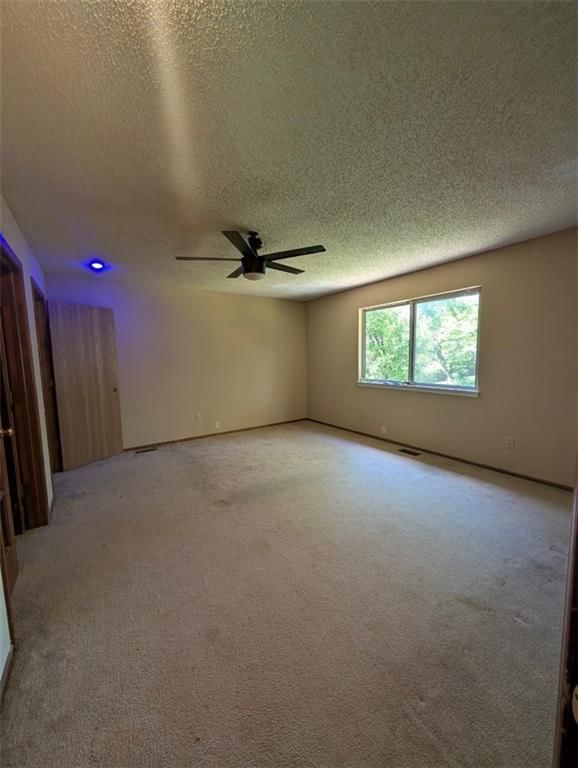 505 NW Delwood Drive — photo 17