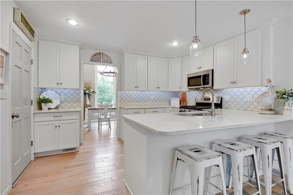 12000 Overbrook Road — photo 13