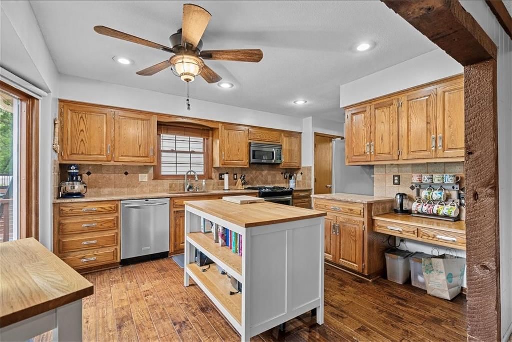 14613 S Locust Street — photo 11