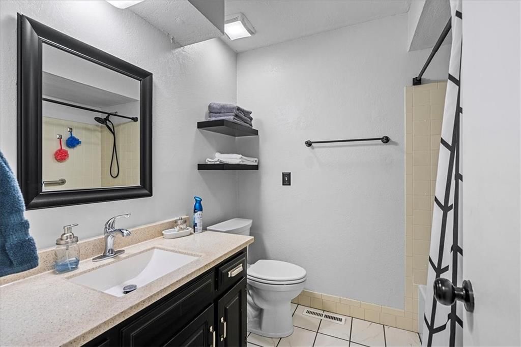 14613 S Locust Street — photo 17
