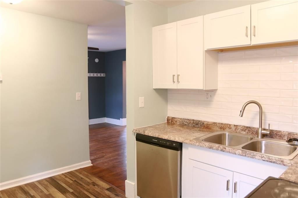816 S Huttig Avenue — photo 16