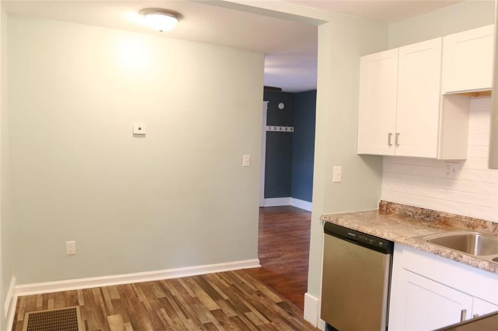 816 S Huttig Avenue — photo 17