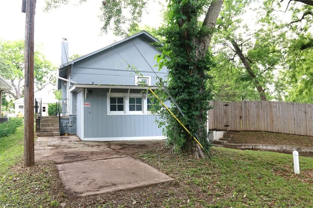 816 S Huttig Avenue — photo 4