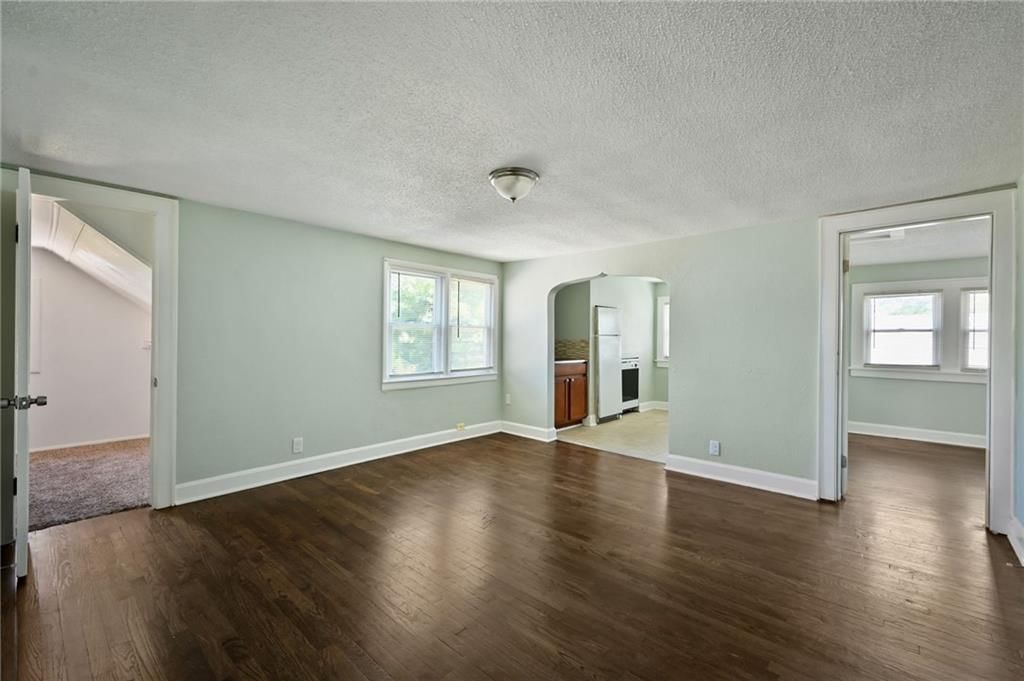 314 N CRYSLER Avenue — photo 20