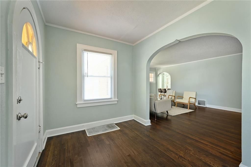 314 N CRYSLER Avenue — photo 5