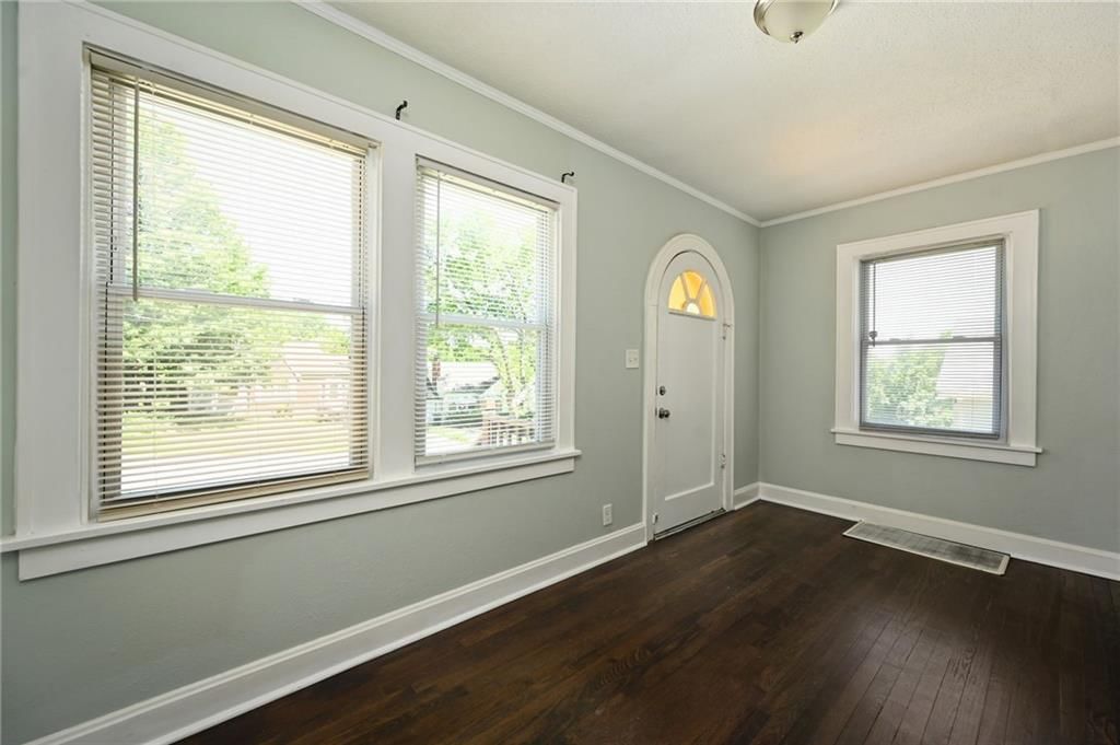 314 N CRYSLER Avenue — photo 6