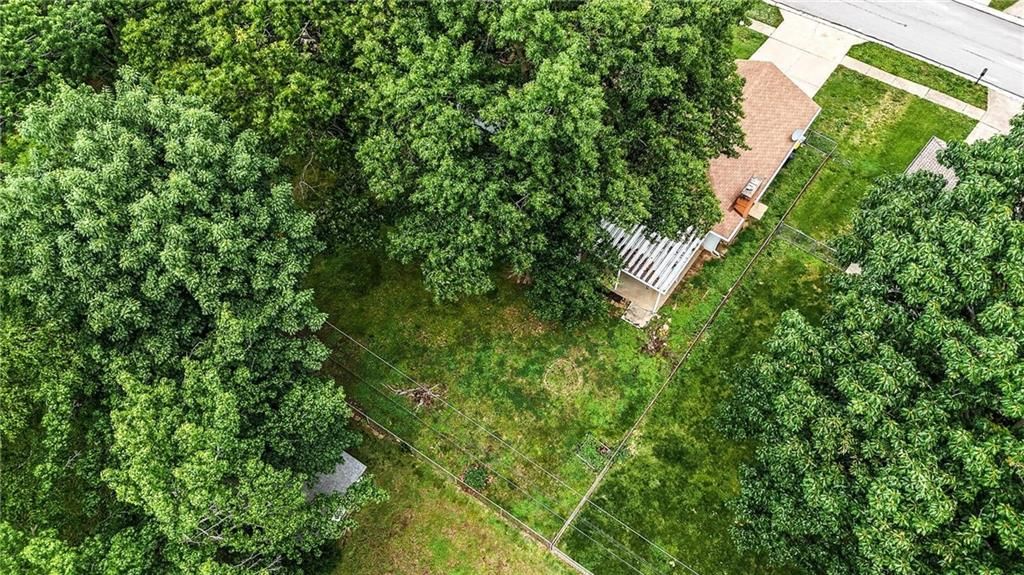 8822 N McGee Street — photo 18