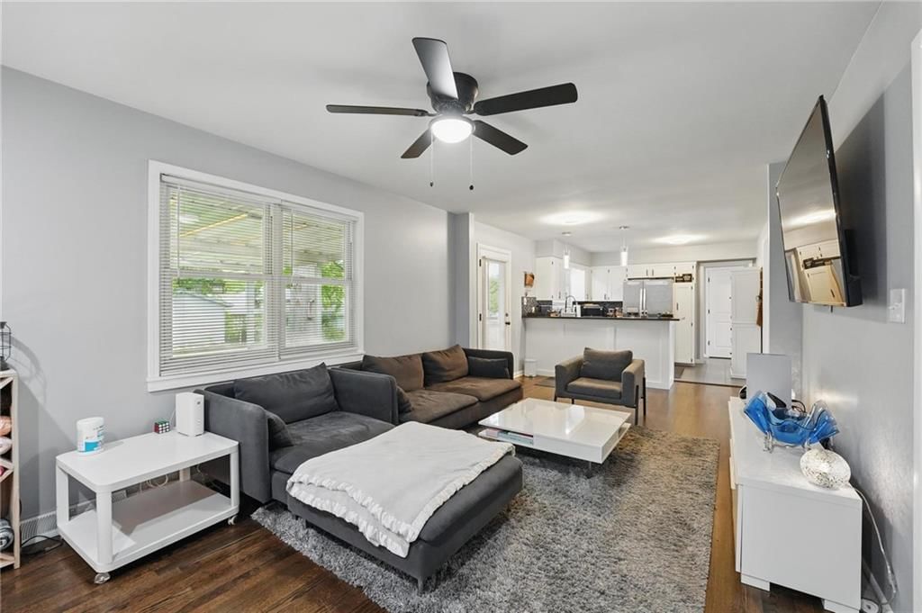8822 N McGee Street — photo 8