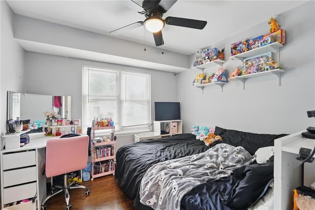 8822 N McGee Street — photo 9