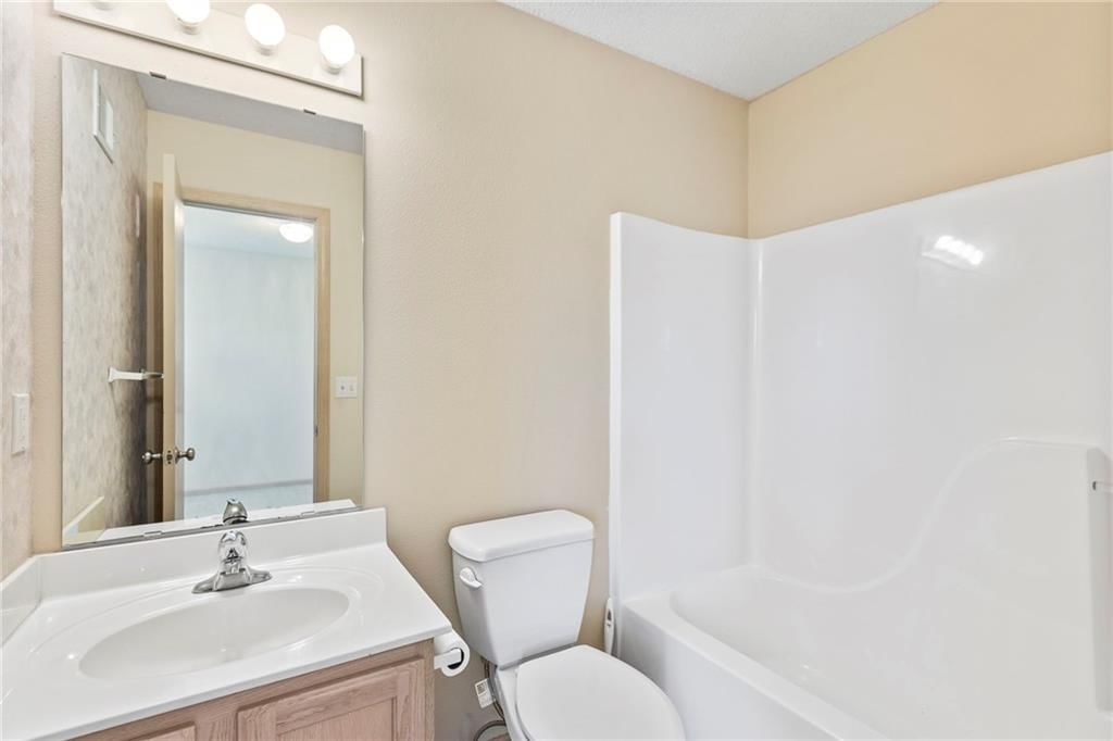 8106 N Lawn Avenue — photo 24