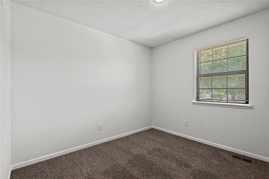 4117 NW Delwood Drive — photo 18