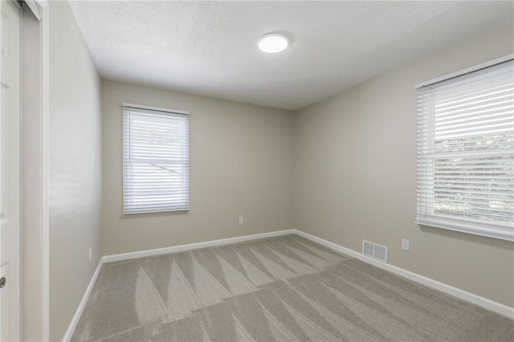 10007 E 68th Terrace — photo 22