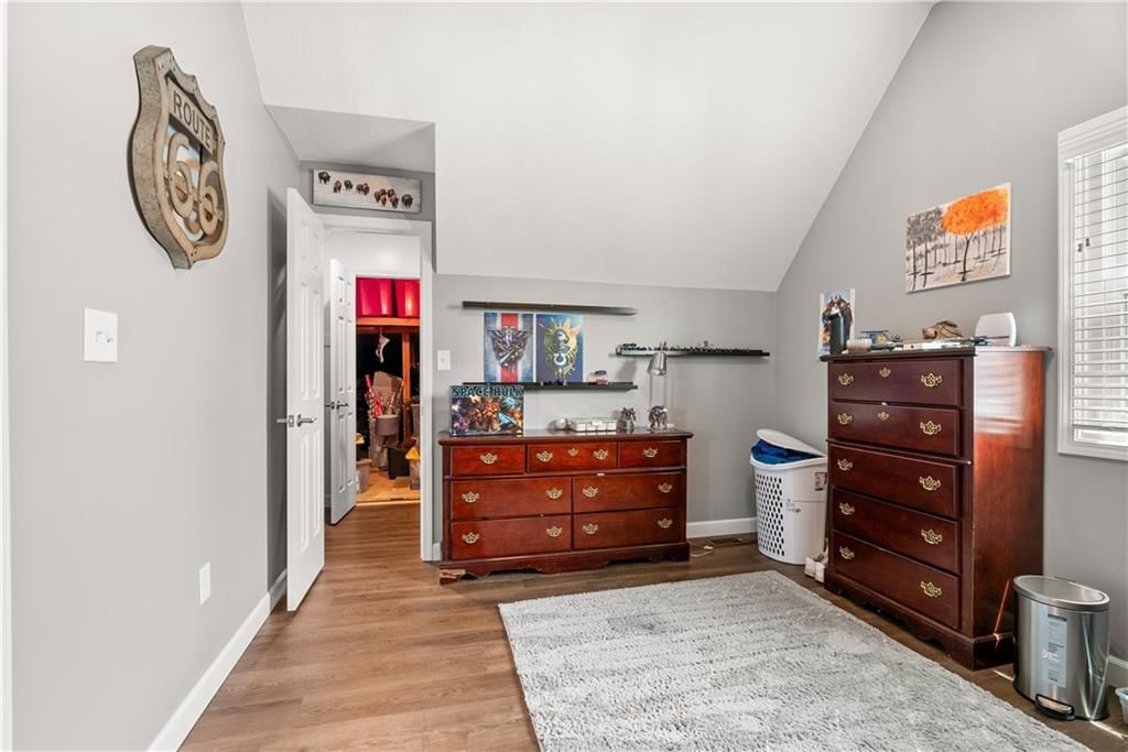 8702 Crysler Avenue — photo 33