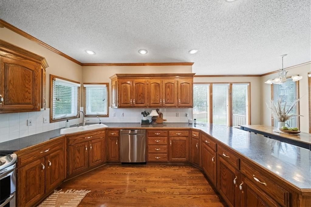 14801 W 70th Street — photo 29