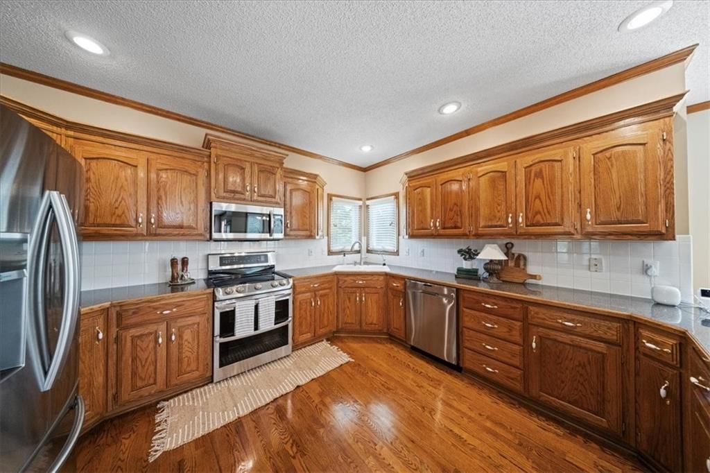 14801 W 70th Street — photo 30